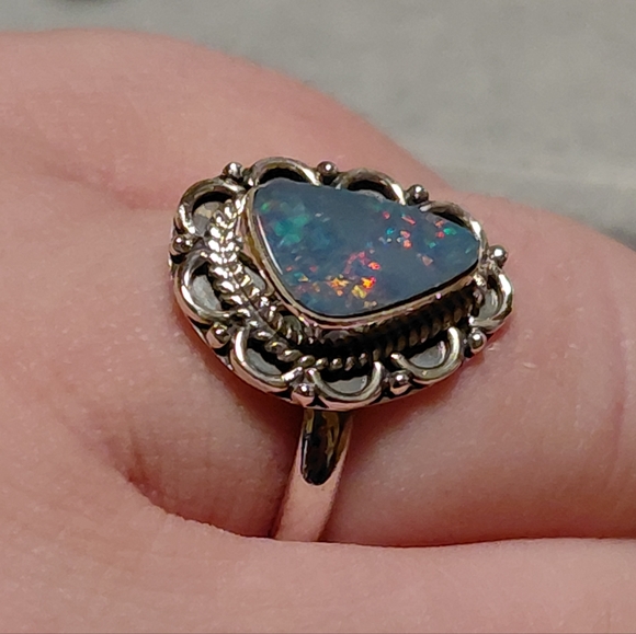 Elegant Australian Opal Silver Ring Size 7.5 - Picture 6 of 15